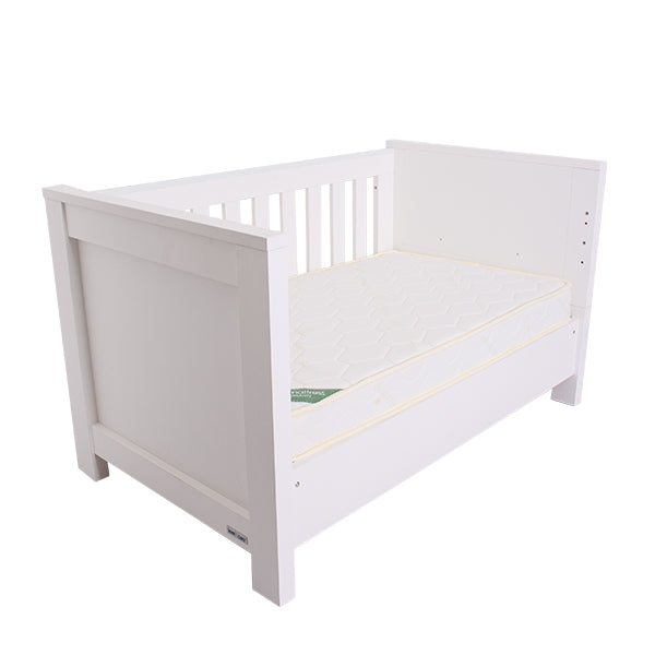 Love N Care BORDEAUX Cot & Chest Package - White