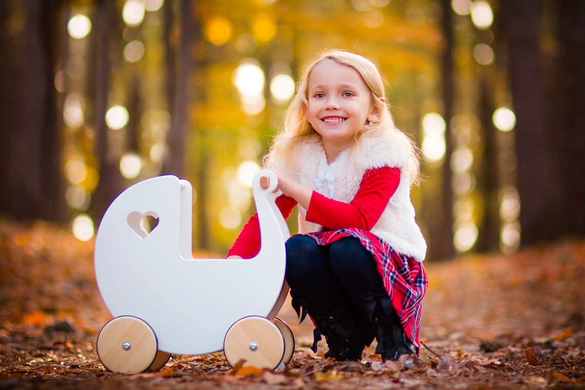 Moover Classic Dolls Pram - Heart